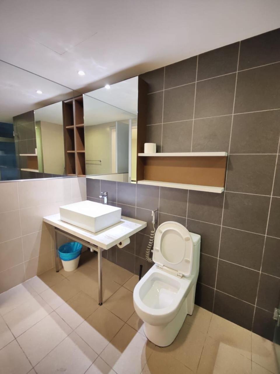 Mulberry Verve Suites Kl Mid Valley Куала-Лумпур Екстер'єр фото